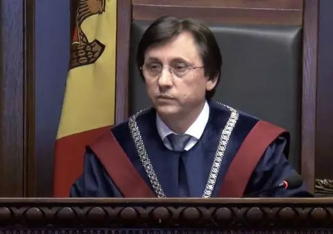 Președintele Curții Constituționale din Moldova a demisionat!