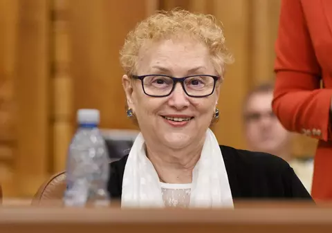 Avocat politizat. Multe state din Europa mizează pentru această funcție pe experți. România merge din nou pe politic: lui Victor Ciorbea îi urmează Renate Weber