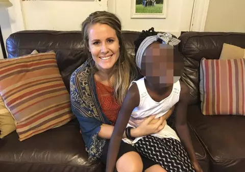 FOTO | O femeie care a înființat o clinică în Uganda este acuzată că a ucis 100 de copii prin acordarea de tratament nepotrivit