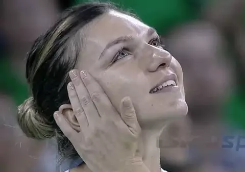 Simona Halep a plâns la Cluj-Napoca. Ce a emoționat-o pe sportivă