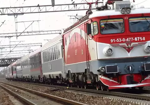 Începând de luni, CFR Călători suspendă temporar circulaţia a 15 trenuri de noapte, până pe 17 aprilie