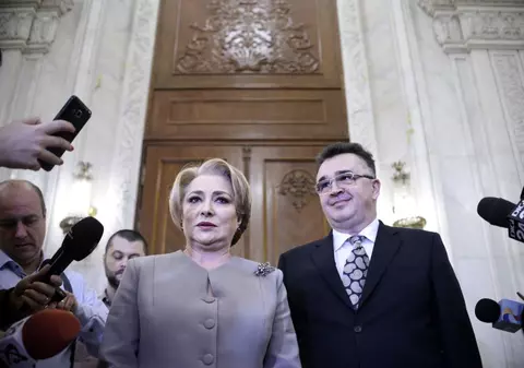UPDATE| Întâlnire informală a Vioricăi Dăncilă cu liderii PSD din teritoriu, la Neptun. Se fac calcule şi se stabilesc candidaturi pentru Congresul de săptămâna viitoare. Firea şi Stănescu, marii absenţi
