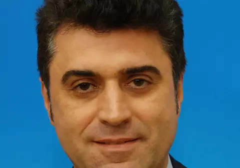 Un fost europarlamentar PSD, Doru-Claudian Frunzulică, numit de premierul Dăncilă şeful Departamentului pentru Armamente din cadrul MApN