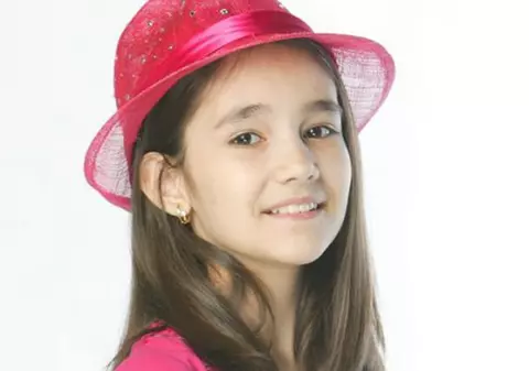 Cum arată fiica Lizei Panait la 21 de ani. Maria a făcut senzație în telenovela „Inimă de țigan”, pe vremea când avea 10 ani