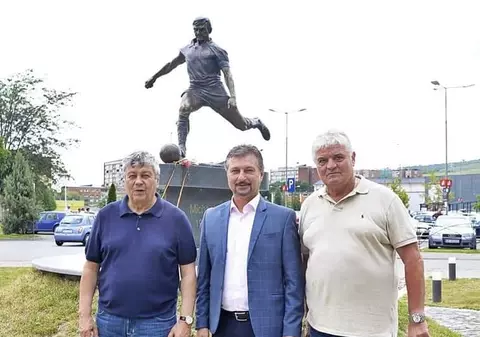 Mircea Lucescu vrea să construiască la Hunedoara un teren sintetic. «Il Luce» se bagă la minifotbal