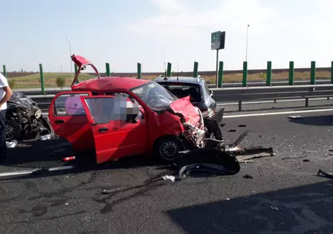 Accident grav pe Autostrada Soarelui, la Valul lui Traian. A intervenit elicopterul SMURD