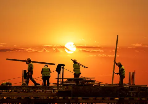 De ce să nu munceşti la negru