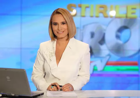 Alexia Eram vrea s-o egaleze pe Andreea Esca la salariu! Fiica știristei are tot mai multe joburi
