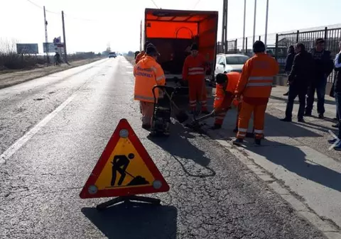 Traficul pe DN 3 va fi închis miercuri în localitatea Lehliu, timp de 24 de ore. CNAIR anunță lucrări la o trecere la nivel cu calea ferată