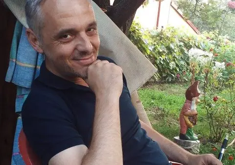 Dan Chicoș, profesorul care i-a inspirat pe elevii din Târgu Frumos să facă piesa hip-hop despre Andronescu: "Nu mi-a fost teamă. E ca o mică răzbunare a lor"