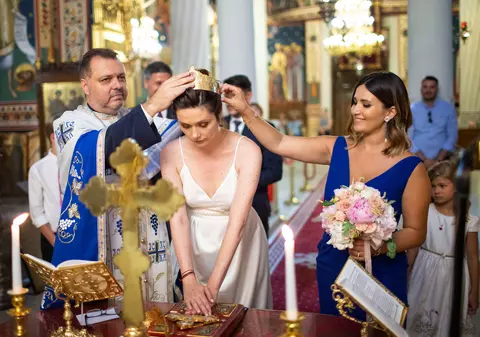 Ela Crăciun a fost nașă pentru a noua oară. Ce ținută a purtat la nuntă