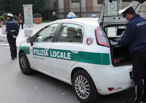 O româncă din Italia a bătut o polițistă pentru o amendă. „Așa ceva nu e acceptabil!”