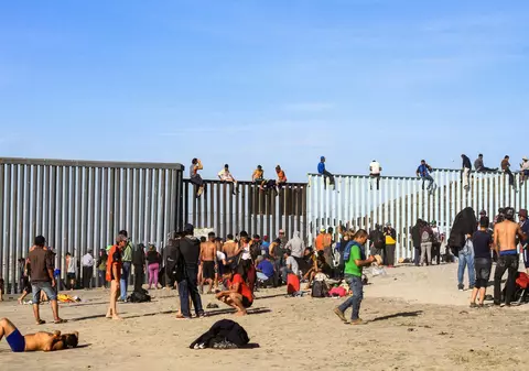 Secunda în care interlopii din Craiova s-au speriat de o femeie!