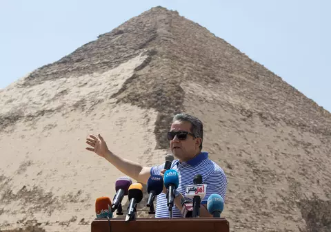 FOTO | Egiptul a deschis accesul turiștilor în două piramide, pentru prima oară din 1965