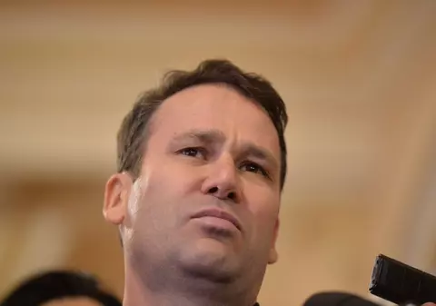 Robert Negoiţă a părăsit discuţiile cu ministrul de Finanţe, pe rectificare: "Vorbe goale! Vorbe în vânt! Care este  valoarea lor? Zero!"