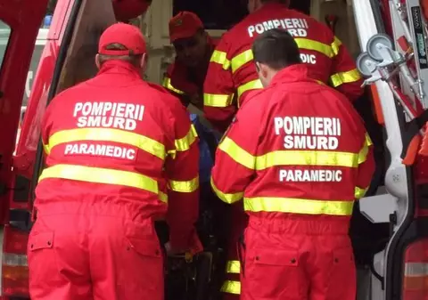 Un copil de 2 ani a căzut de la etajul nouă, în Iaşi. O clipă de neatenție din partea tatălui, a dus la o tragedie