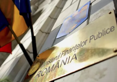 „Gaura” de la buget a ajuns la 23 de miliarde de lei în primele trei luni, Ministerul Finanțelor dă vina pe investiții și ajutoarele la energie