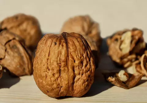 Nuci din România, interzise în Bosnia-Herțegovina din cauza unei toxine cancerigene