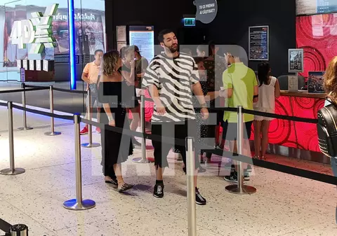 FOTO EXCLUSIV/ Smiley și Gina Pistol nu se mai ascund! Unde au fost surprinși cei doi vineri seară