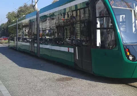 Un vatman din Arad s-a sinucis. Fiica lui l-a găsit fără suflare
