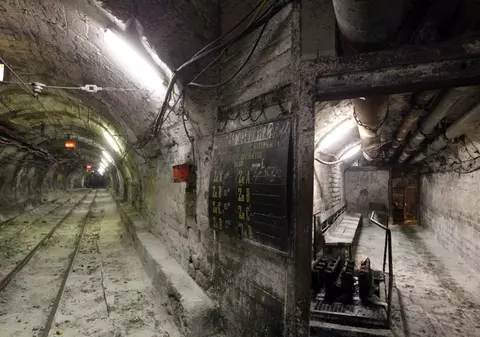 Trei mineri din Polonia au murit în subteran în urma unui cutremur