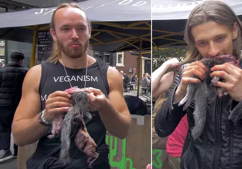 Doi protestatarii anti-vegani au fost amendați după ce au mâncat carne crudă de veveriță într-o piața vegană din Londra - VIDEO