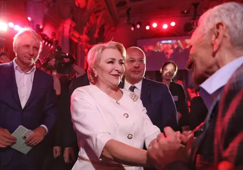 VIDEO | Viorica Dăncilă, votată în unanimitate, de Congres, candidatul PSD la alegerile prezidenţiale