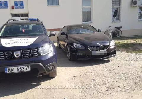 BMW de 40.000 de euro, confiscat din curtea unui român, în Maramureș. Ce au descoperit polițiștii