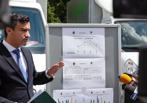 ReporterIS: Mihai Chirica s-a mutat într-o vilă nouă, la zece metri de cea în care a stat până acum. Explicația primarului din Iași: „În prezent locuiesc într-o jumătate de casă duplex”