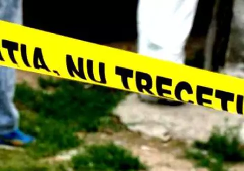 Crimă înfiorătoare în Ialomița. O femeie și-a omorât iubitul, apoi i-a dat foc