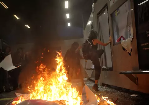 Protest al femeilor din capitala Mexicului împotriva violurilor comise de polițiști