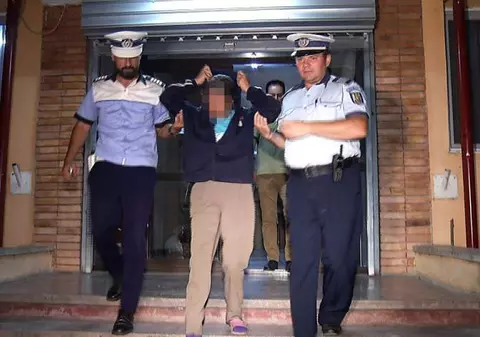 Femeia din Ialomița, acuzată că şi-a ucis şi ars soţul, a fost reținută de polițiști. Spune că el i-a cerut să îl incinereze