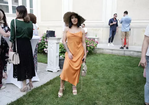 Nicoleta Nucă a-nvățat italiana de la o moldoveancă pe care a luat-o în gazdă. Acum, „este a doua mea limbă!”