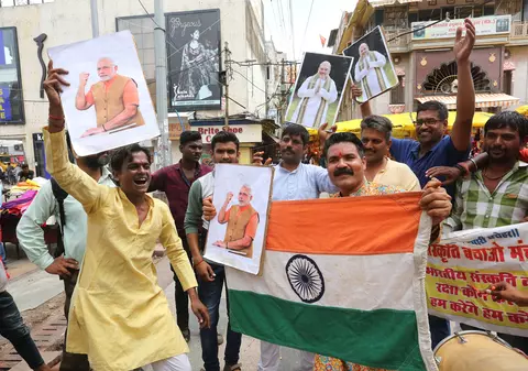 India a revocat autonomia regiunii independente Cașmir. New Deli preia puterea în regiunea separatistă