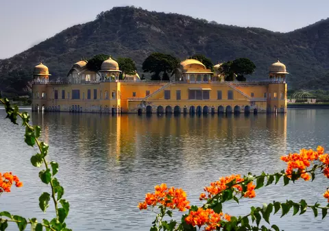 India cea colorată. Călătorie spirituală în Țara Maharajahilor (PUBLICITATE)