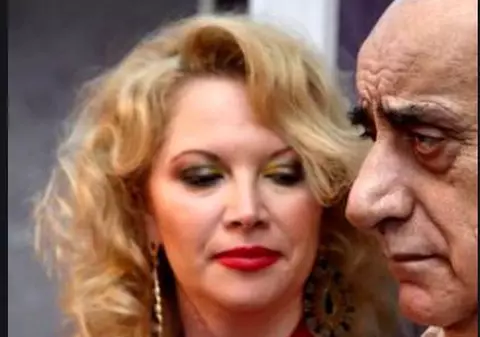 Oana Lis, despre soțul ei. "Nu mai vrea să iasă din casă și are stări de depresie"