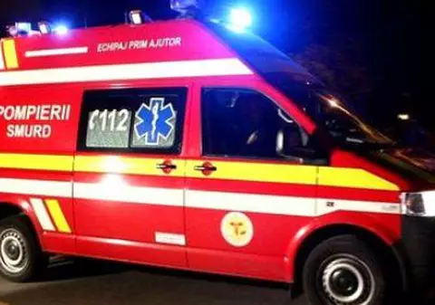 O femeie din Argeş si-a dat foc, pe fondul unei depresii. A suferit arsuri grave, deși soțul ei a reușit să o salveze