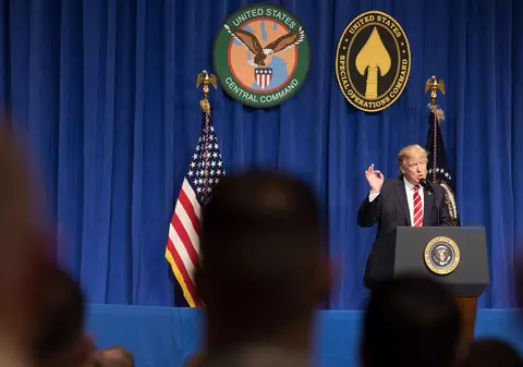 Donald Trump avertizează China să nu reprime manifestațiile din Hong Kong