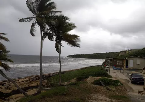 Uraganul Dorian se îndreaptă spre Carolina de Nord și Carolina de Sud. Statele în care a fost decretată starea de urgență