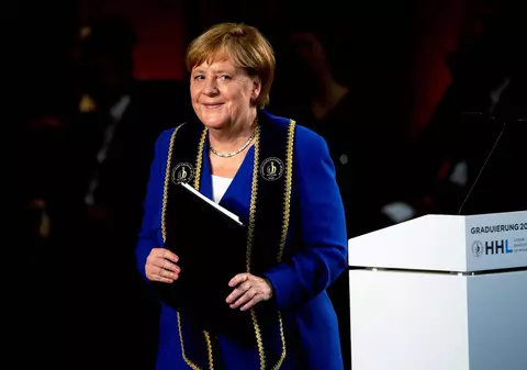 Angela Merkel se gândeşte să redevină profesor după ce îşi termină mandatul de cancelar