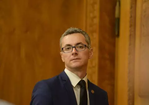 USR forţează semnarea moţiunii de cenzură de către Pro România şi ALDE. Îi invită pe liderii celor două partide, la o discuţie, marţi