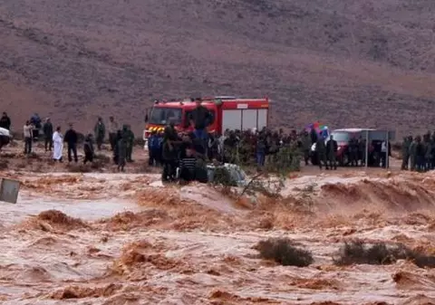 UPDATE | Accident de autobuz în Maroc, provocat de inundații. Cel puţin 24 de oameni au murit