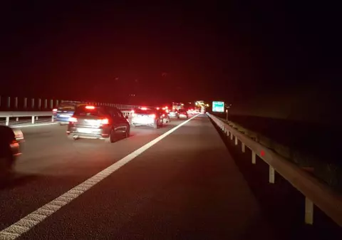 Accident grav pe A2, duminică noapte. O persoană a murit și alte două au fost grav rănite