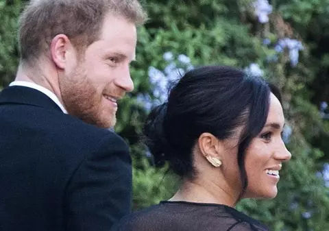 Meghan Markle și Prințul Harry, invitați de onoare la nunta designerului Misha Nonoo. Rochia ducesei a costat peste 10.000 de dolari