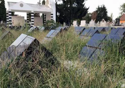 Flacăra eternă din Cimitirul Eroilor din Timişoara e stinsă. Primăria n-a plătit facturile la gaz