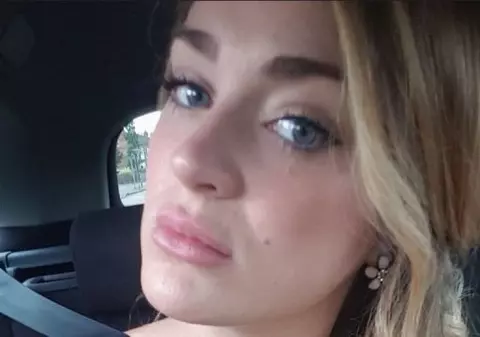 O tânără a călătorit 3 ore pentru o întâlnire cu un bărbat cunoscut pe Tinder, iar acum regretă. „Îmi vreau banii înapoi”