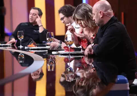 Preparatul care i-a lăsat mască pe Chefii Bontea, Dumitrescu și Scărlătescu