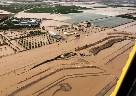 Inundații de proporții în Spania. Cel puțin cinci oameni au murit și peste 3.000 de persoane au fost evacuate