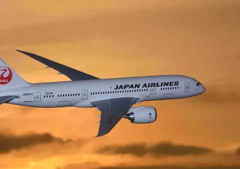 Cea mai mare companie aeriană din Japonia renunţă la expresia “doamnelor şi domnilor”. Cum se va adresa pasagerilor