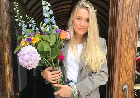Trei sfaturi pentru a începe o carieră de influencer pe YouTube de la o tânără de 21 de ani care a lucrat cu mărci precum Amazon și Sephora